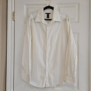 Long Sleeved Modern Fit